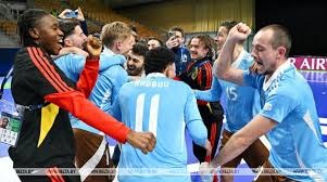 RNG可惜了，没能再刷新历史，收官战不敌EDG，无缘季后赛和年度总决赛！